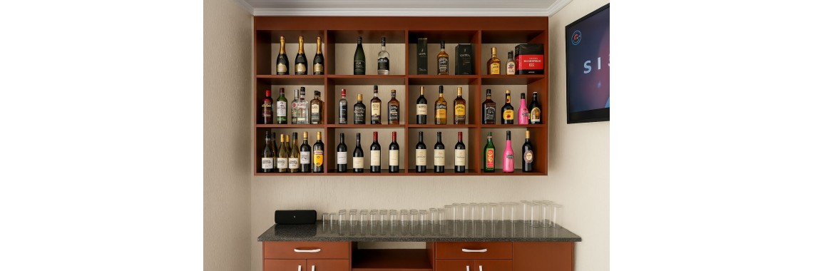 Rosenia Bar